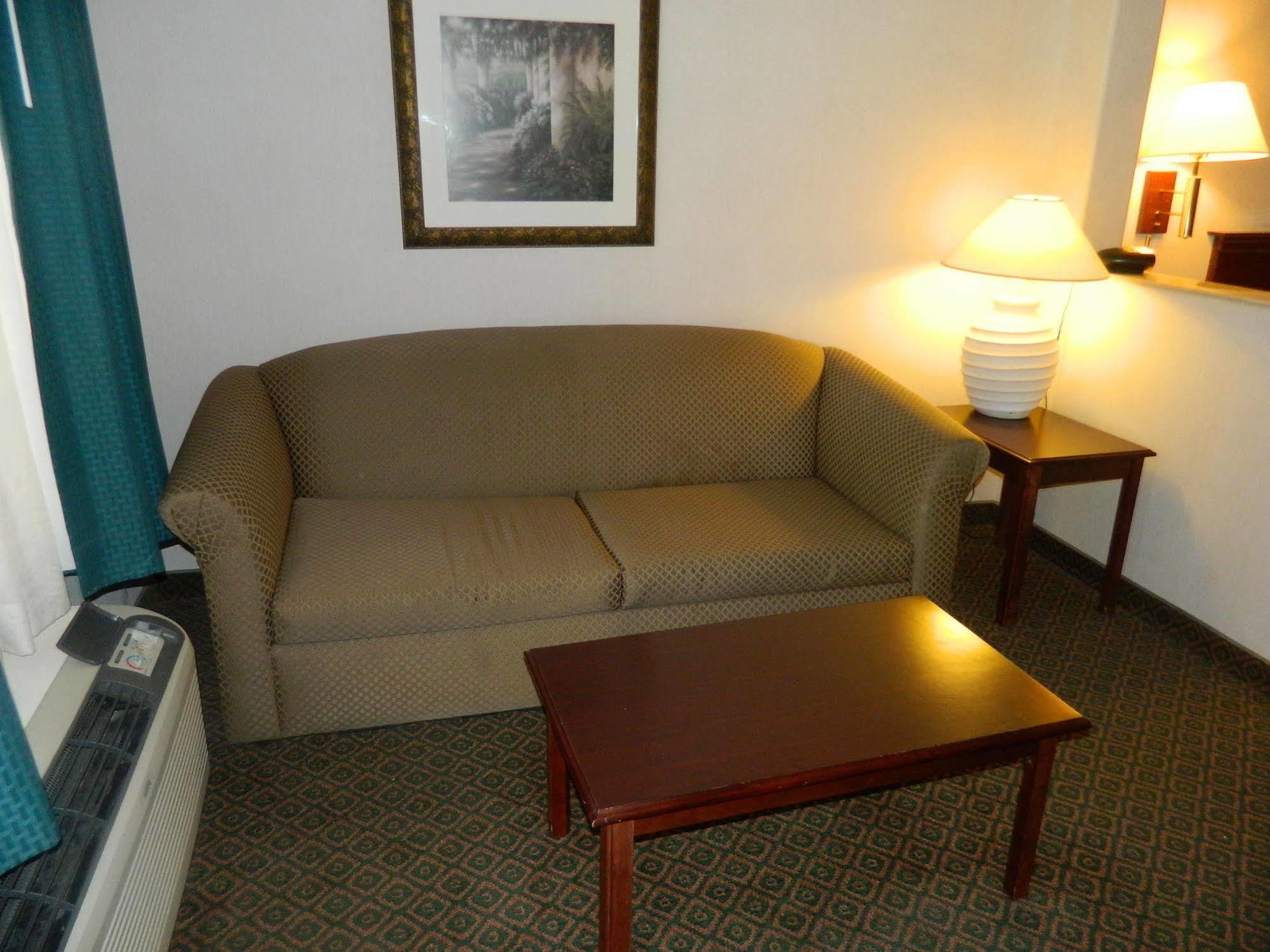 Capital Suites Blythe Esterno foto